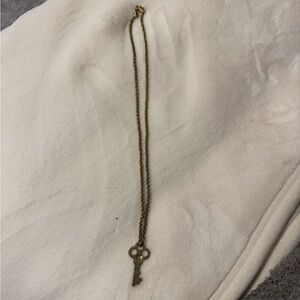 The giving key necklace